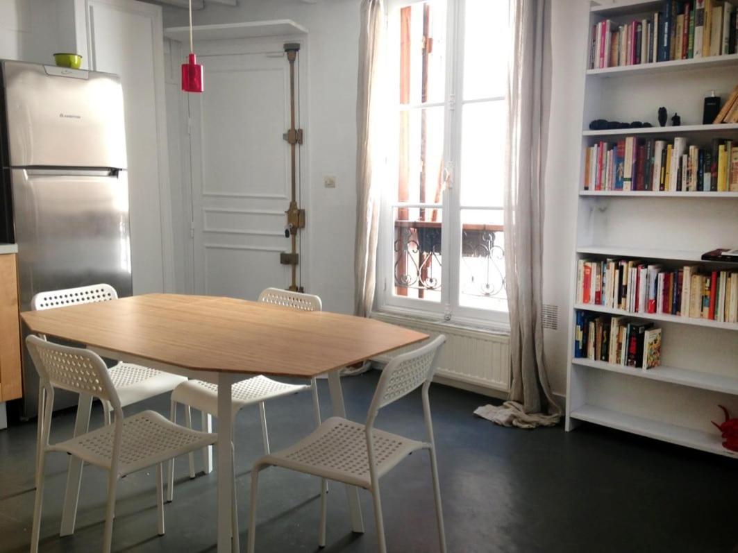 Charming 2-bedroom Duplex Bastille Appartement Parijs